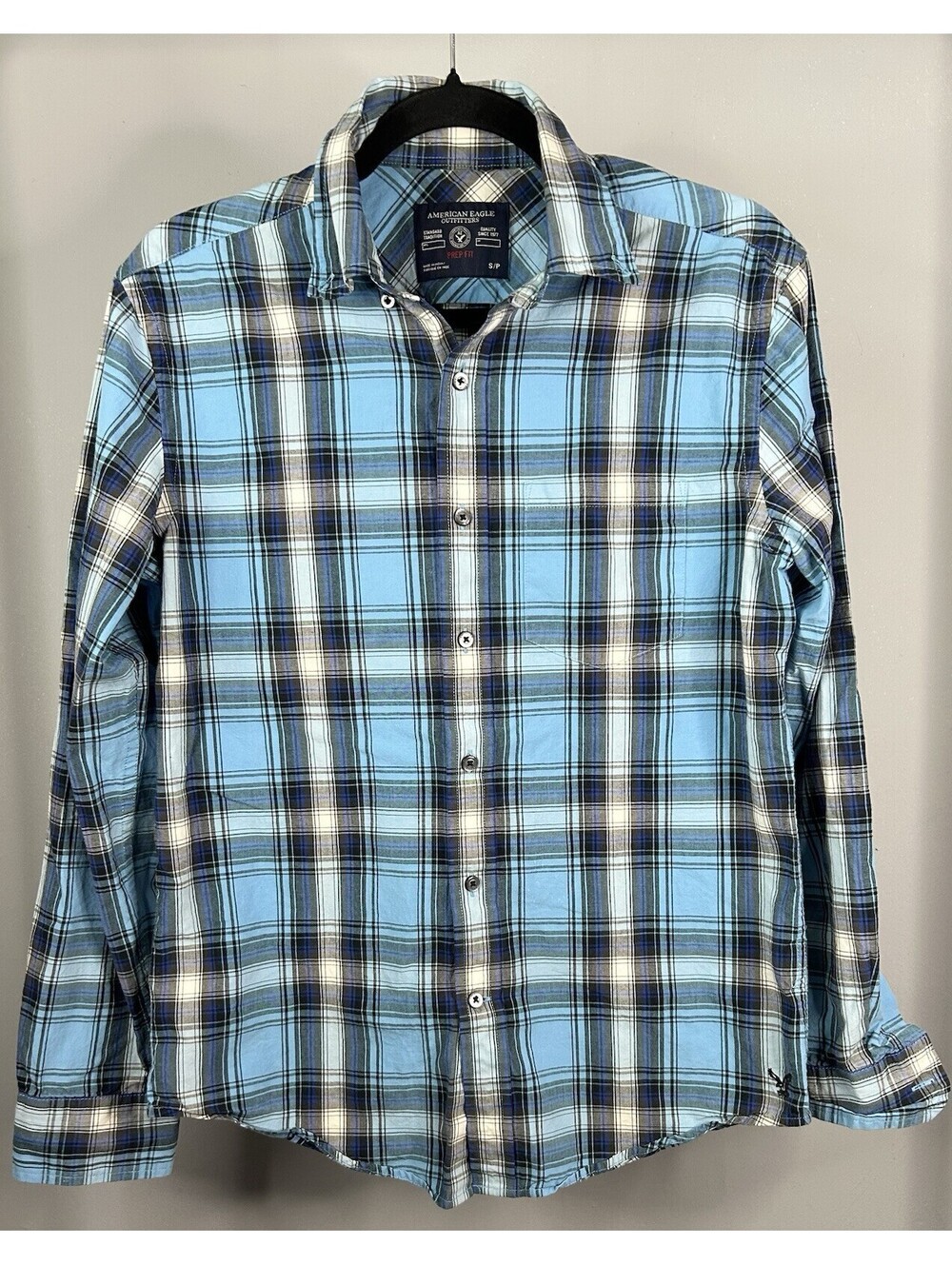 American Eagle Plaid Button Down Shirt Prep Fit Men’s Size Small